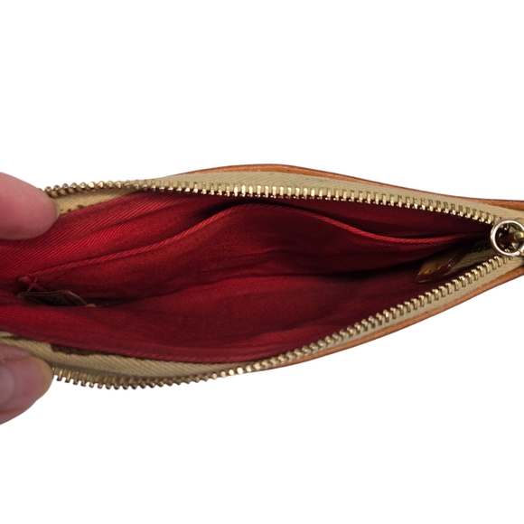 Dooney & Bourke Chevron Zebra Wristlet Clutch Black White Tan - Picture 5 of 13